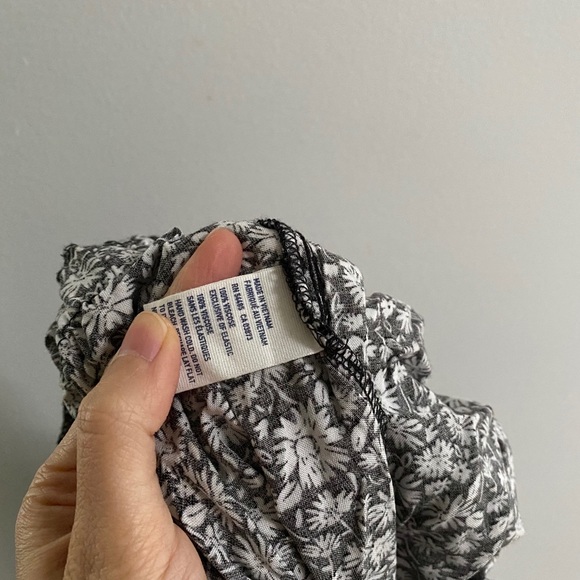 American Eagle Floral Smocked Halter Jumpsuit - Picture 9 of 9